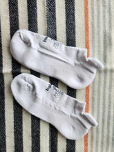 Load image into Gallery viewer, Balega Hidden Comfort White