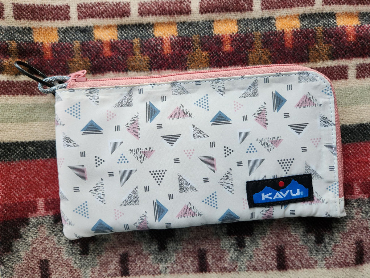 Kavu cammi clutch discount wallet