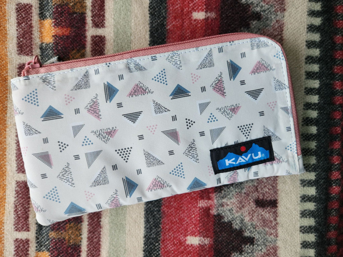 Kavu Camano Clutch