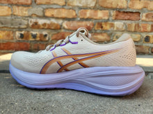 Load image into Gallery viewer, Asics W Cumulus 28