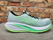 Load image into Gallery viewer, Asics M Cumulus 28