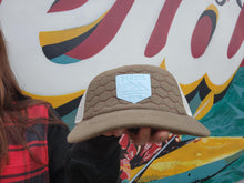 Load image into Gallery viewer, Pistil Kade Trucker Cap