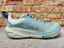 Load image into Gallery viewer, Altra W Experience Wild 3