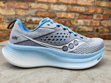 Load image into Gallery viewer, Saucony W Ride 17