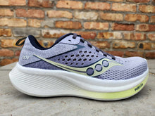 Load image into Gallery viewer, Saucony W Ride 17