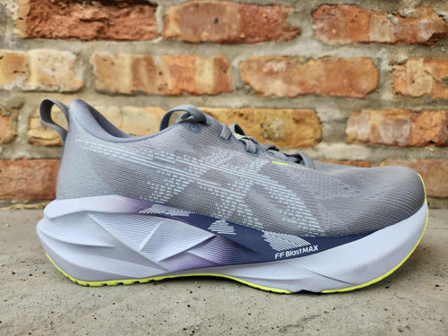 Asics W Novablast 5