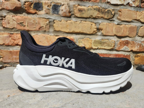 Hoka M Arahi 8
