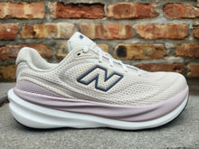 Load image into Gallery viewer, New Balance W 1080 v 15
