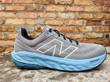 Load image into Gallery viewer, New Balance M 860 v14