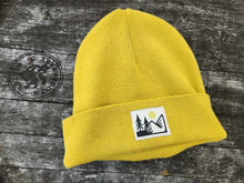 Load image into Gallery viewer, Tentree Kurt Mountain Gun Beanie