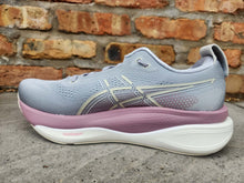 Load image into Gallery viewer, Asics W Kayano 33