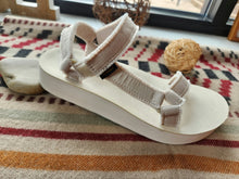 Load image into Gallery viewer, Teva W Midform Universal Canvas Sandal