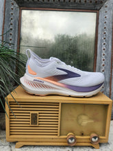 Load image into Gallery viewer, Brooks W Glycerin 23