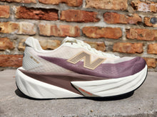 Load image into Gallery viewer, New Balance W FuelCell Rebel v5