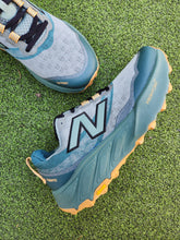 Load image into Gallery viewer, New Balance M Hierro v9