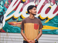 Load image into Gallery viewer, Kavu M Peace Out Tee