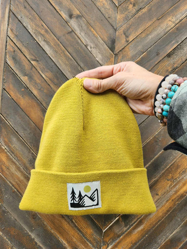 Tentree Kurt Mountain Gun Beanie