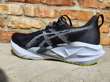 Load image into Gallery viewer, Asics M Novablast 5